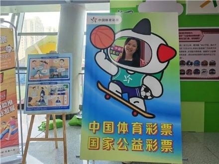 除了物质上 除了物质上